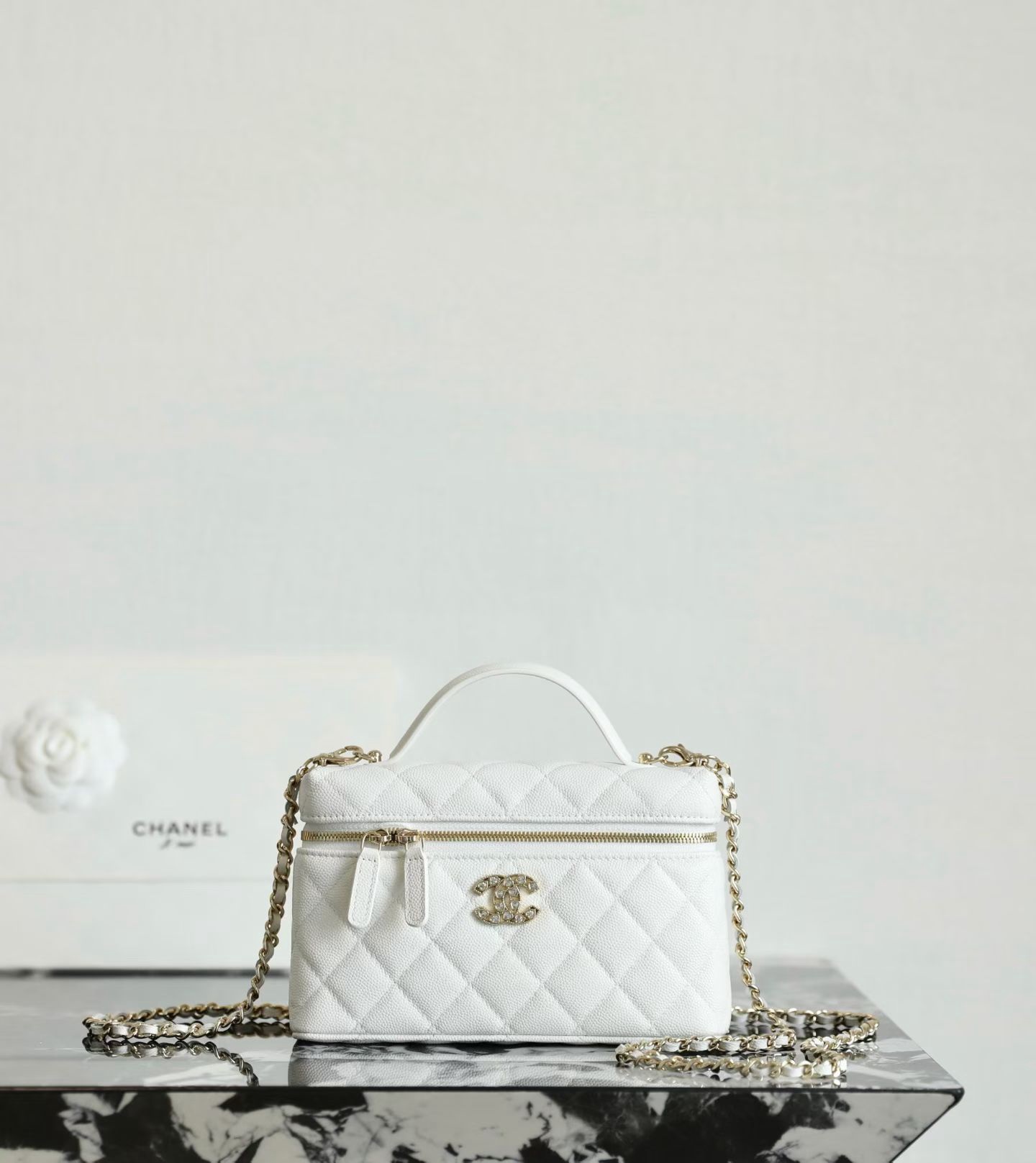 Клатч CHANEL — изображение 12
