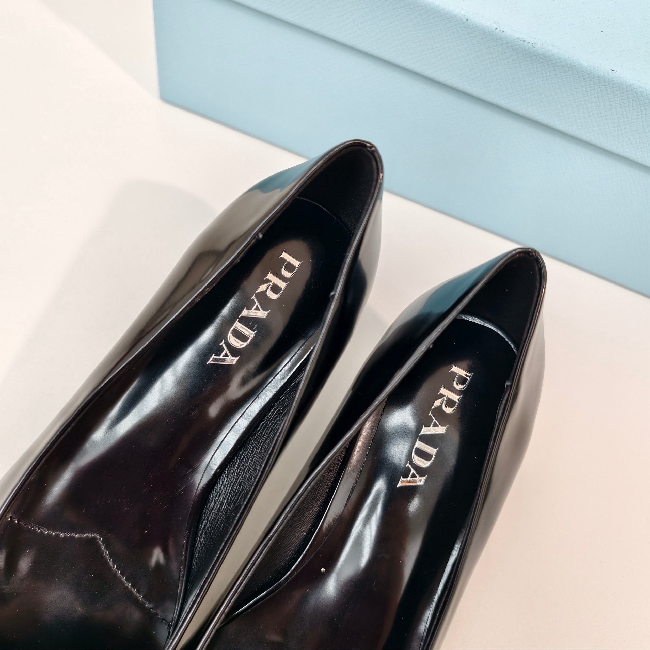 Туфли Prada — изображение 3