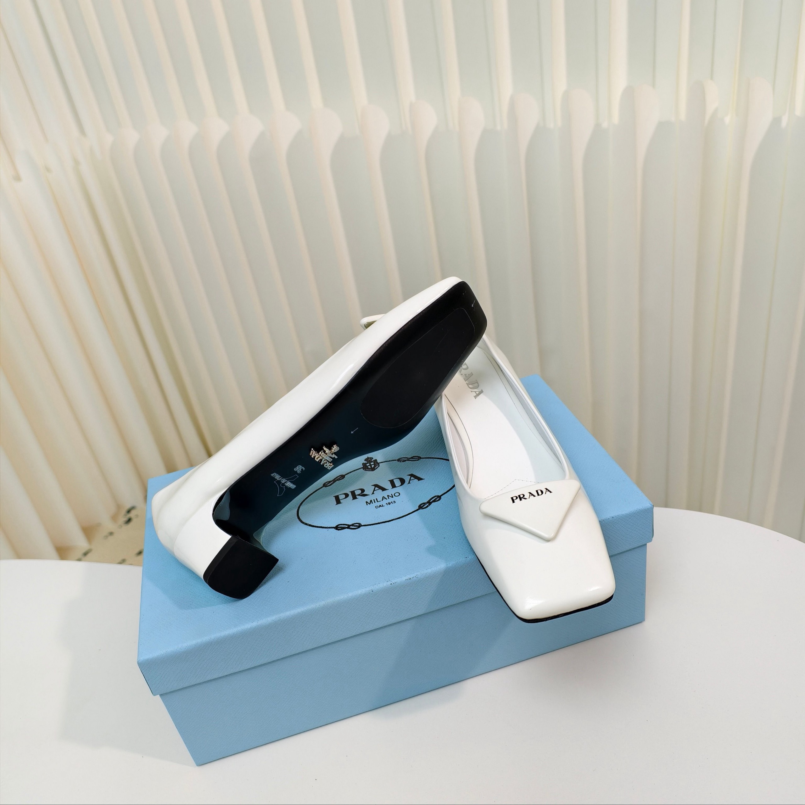 Туфли Prada — изображение 12