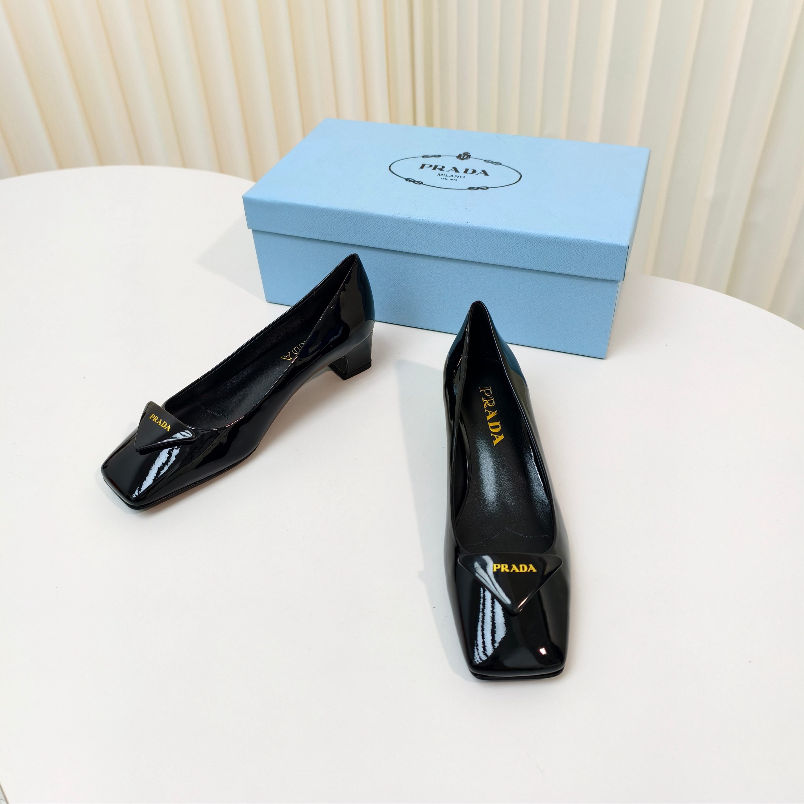 Туфли Prada — изображение 14