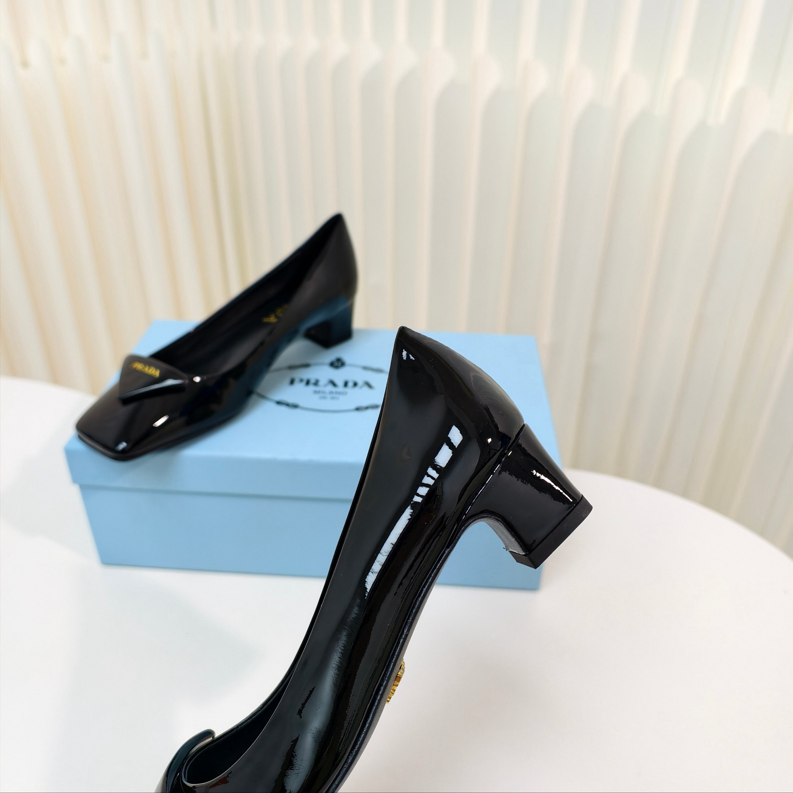 Туфли Prada — изображение 16