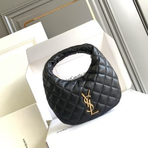Сумка Yves Saint Laurent ICARINO из стеганой кожи наппа