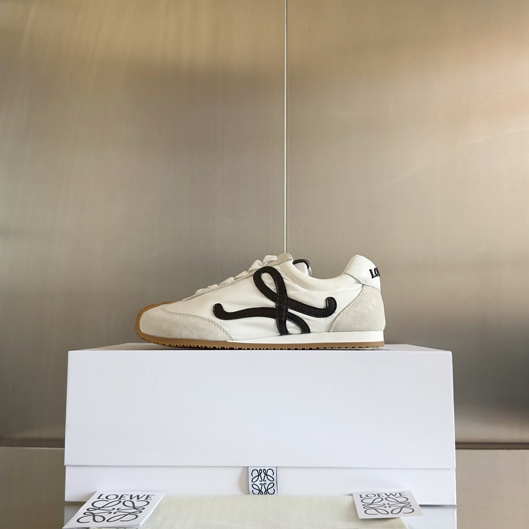 Кроссовки LOEWE Ballet Runner — изображение 11