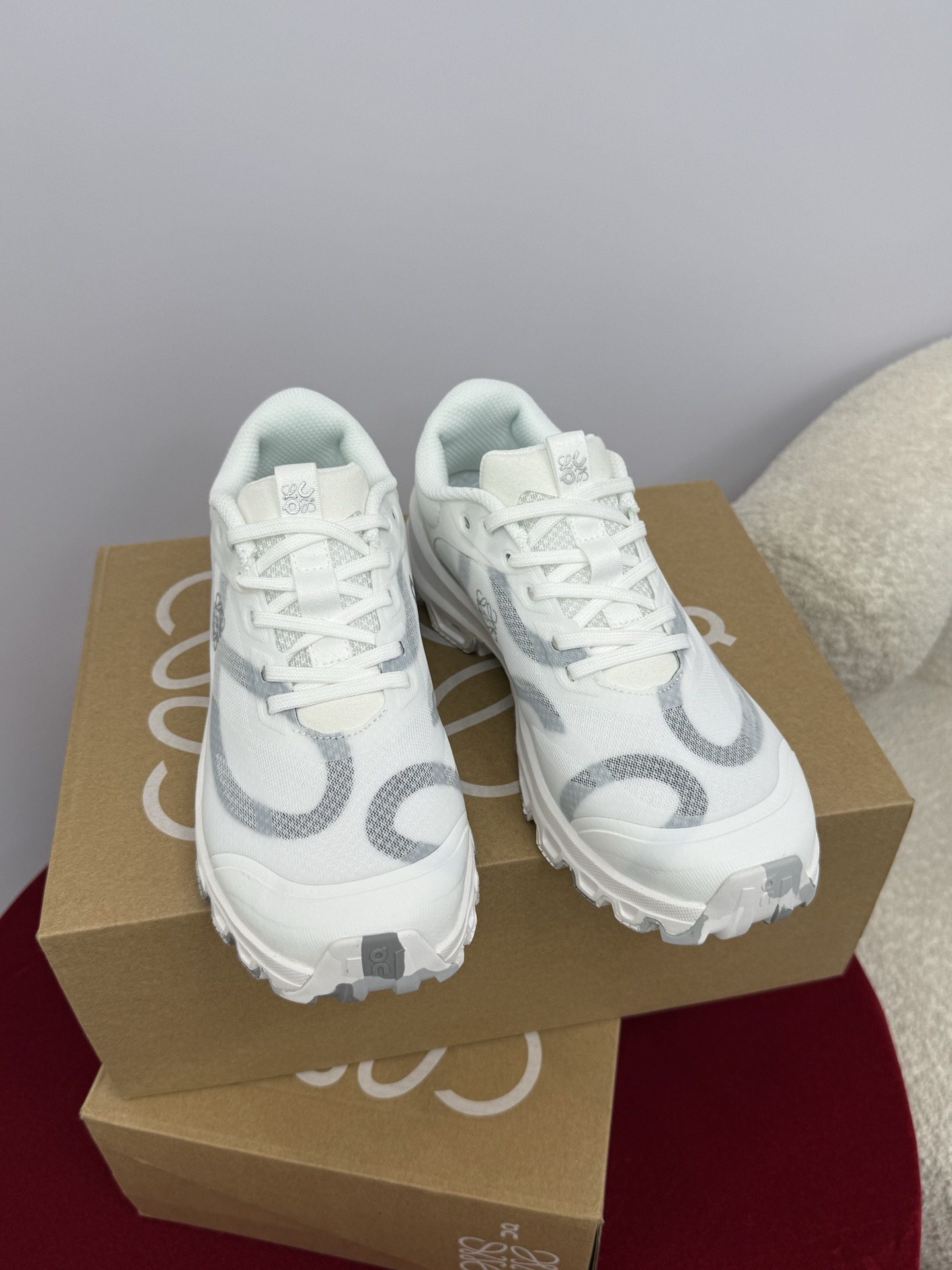 Кроссовки LOEWE x On Running — изображение 25