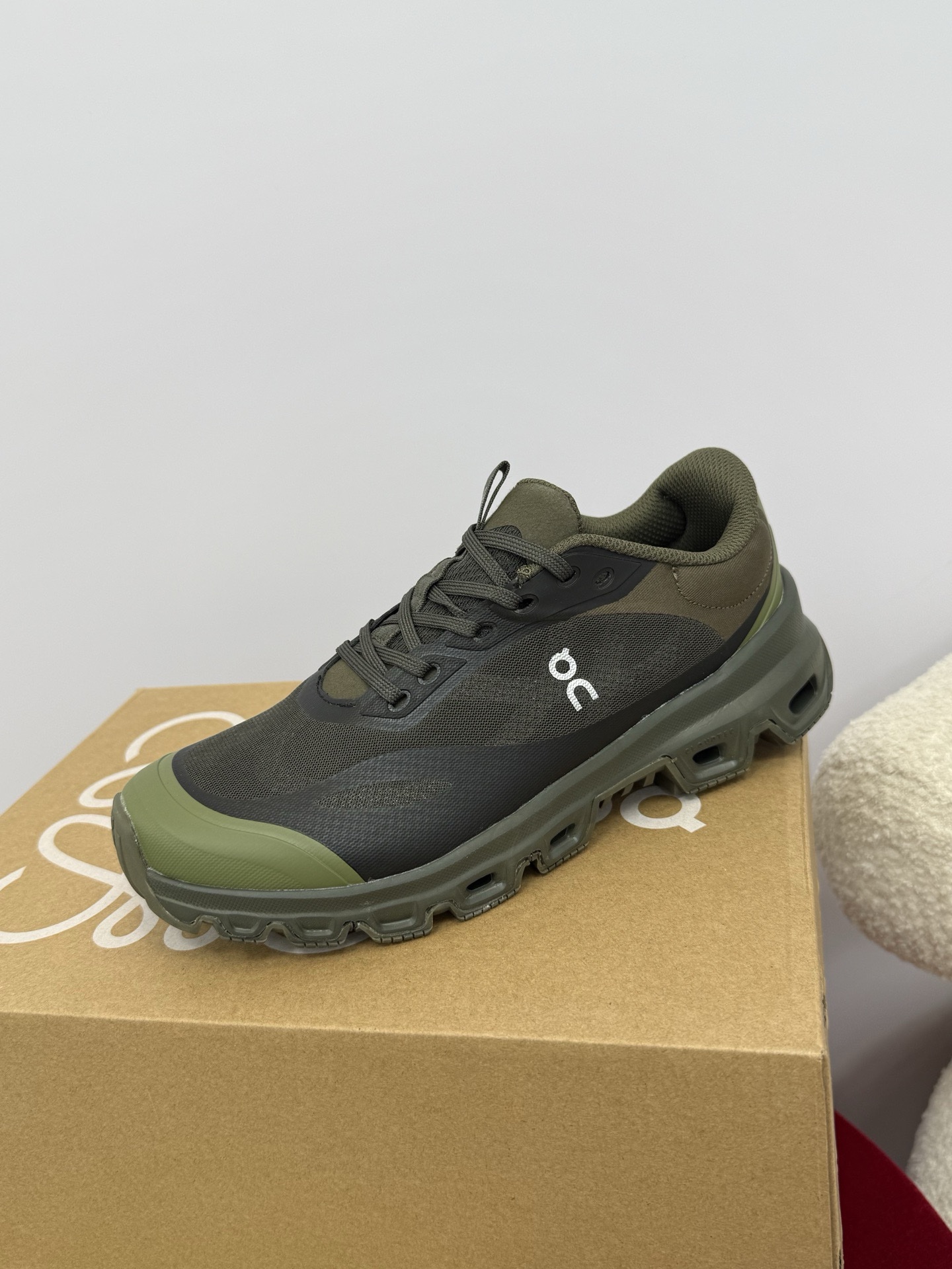 Кроссовки LOEWE x On Running — изображение 75