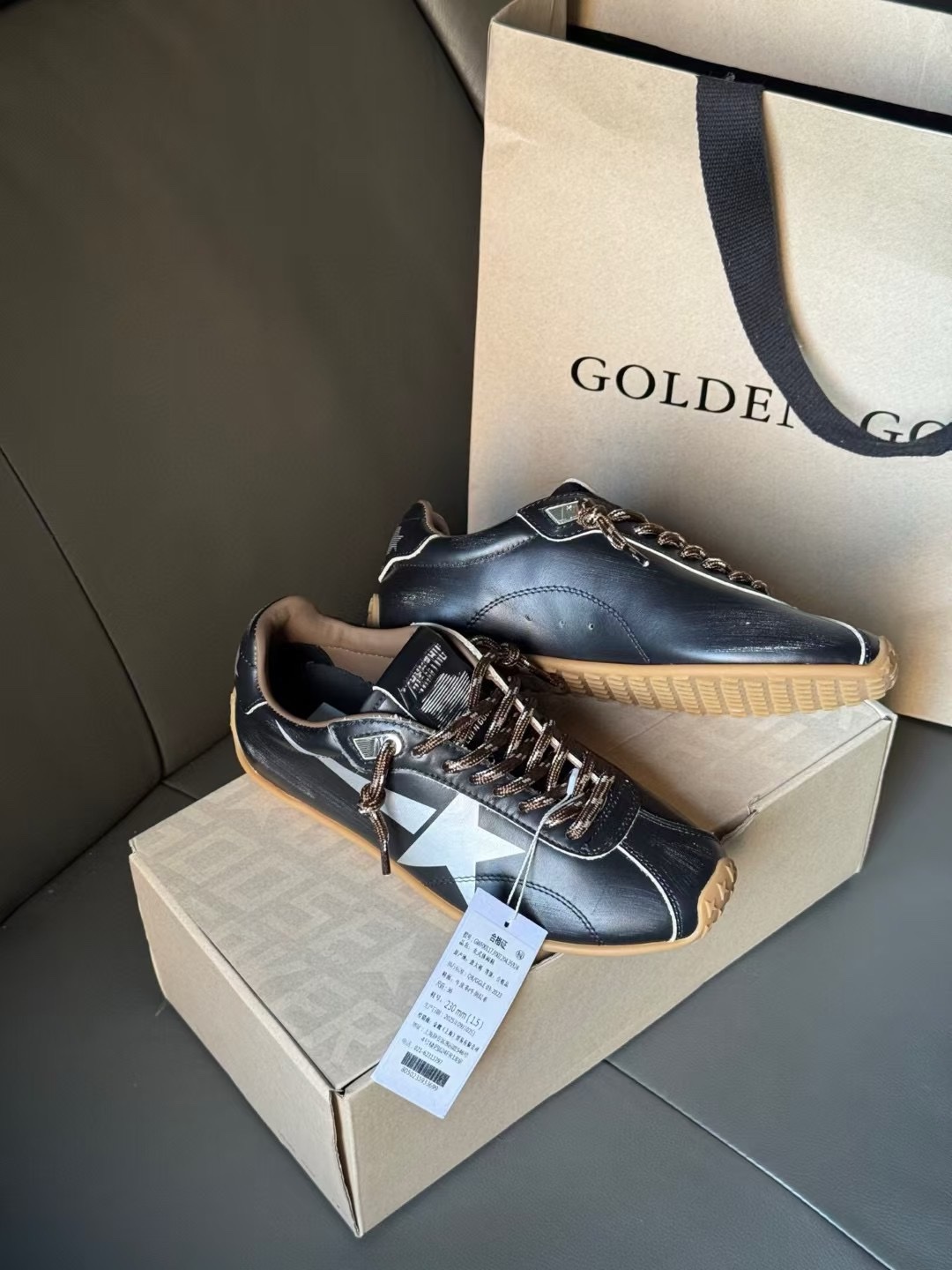 Кроссовки Golden Goose — изображение 23