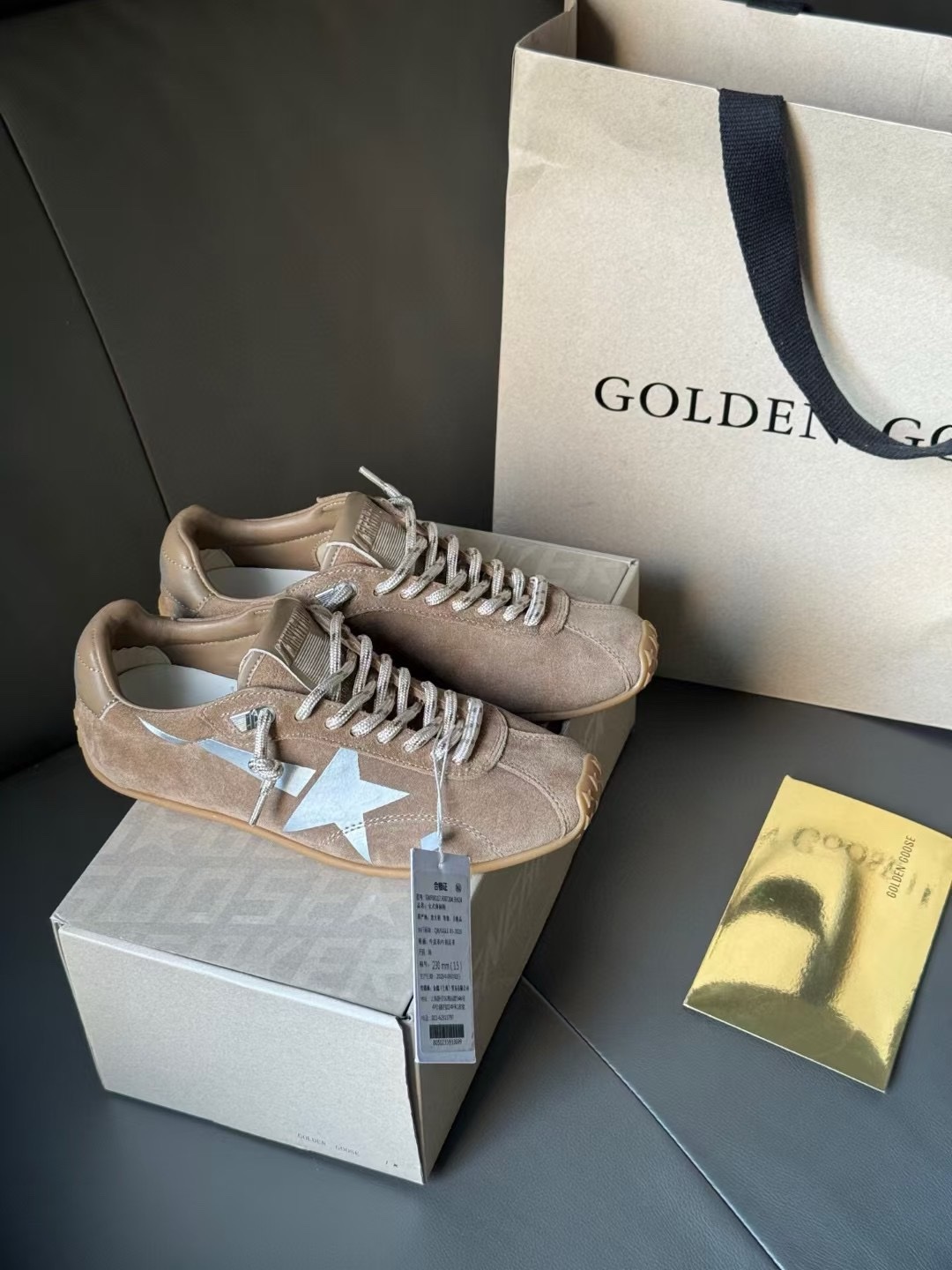 Кроссовки Golden Goose — изображение 7