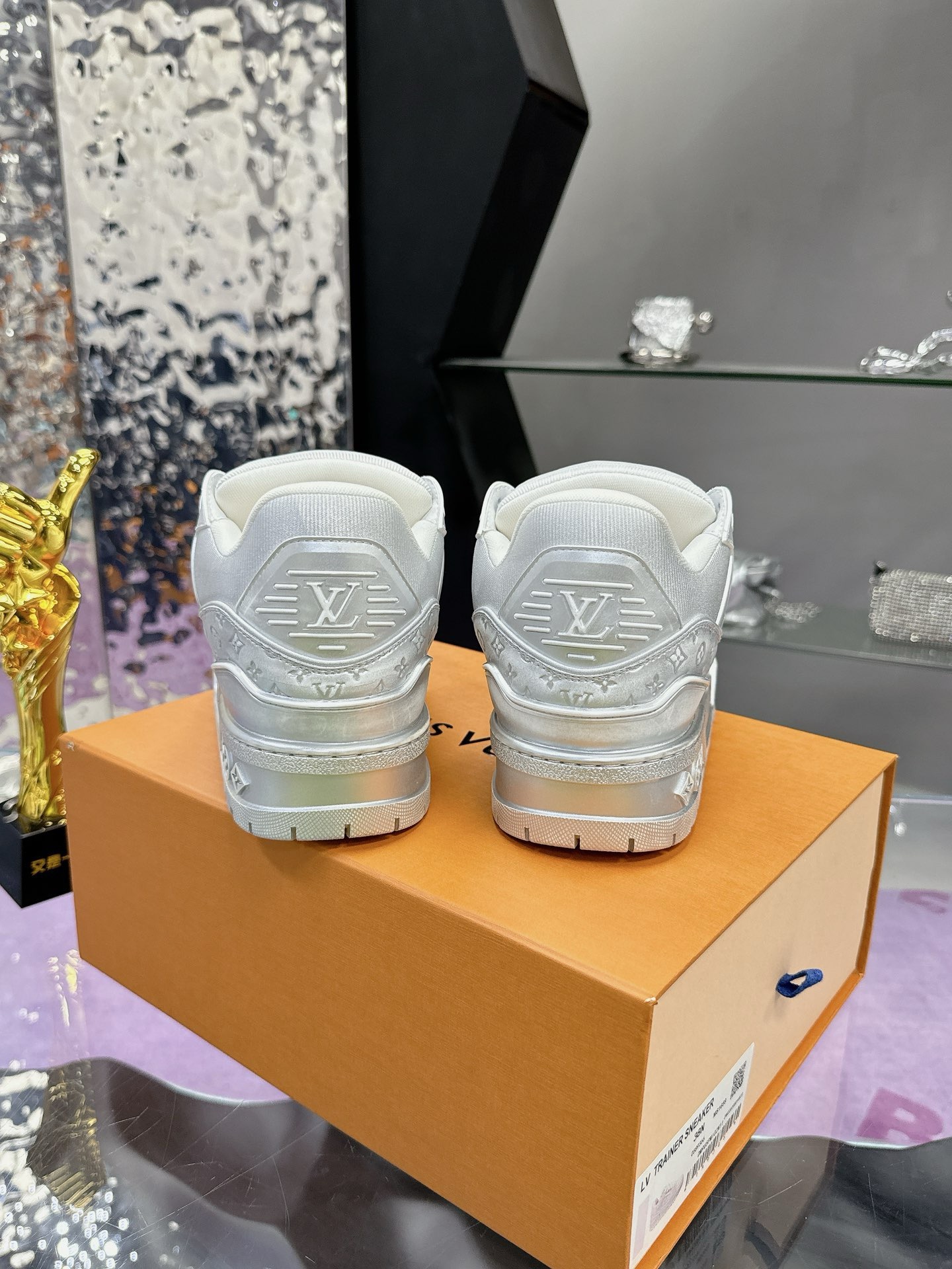 Кроссовки Louis Vuitton — изображение 18