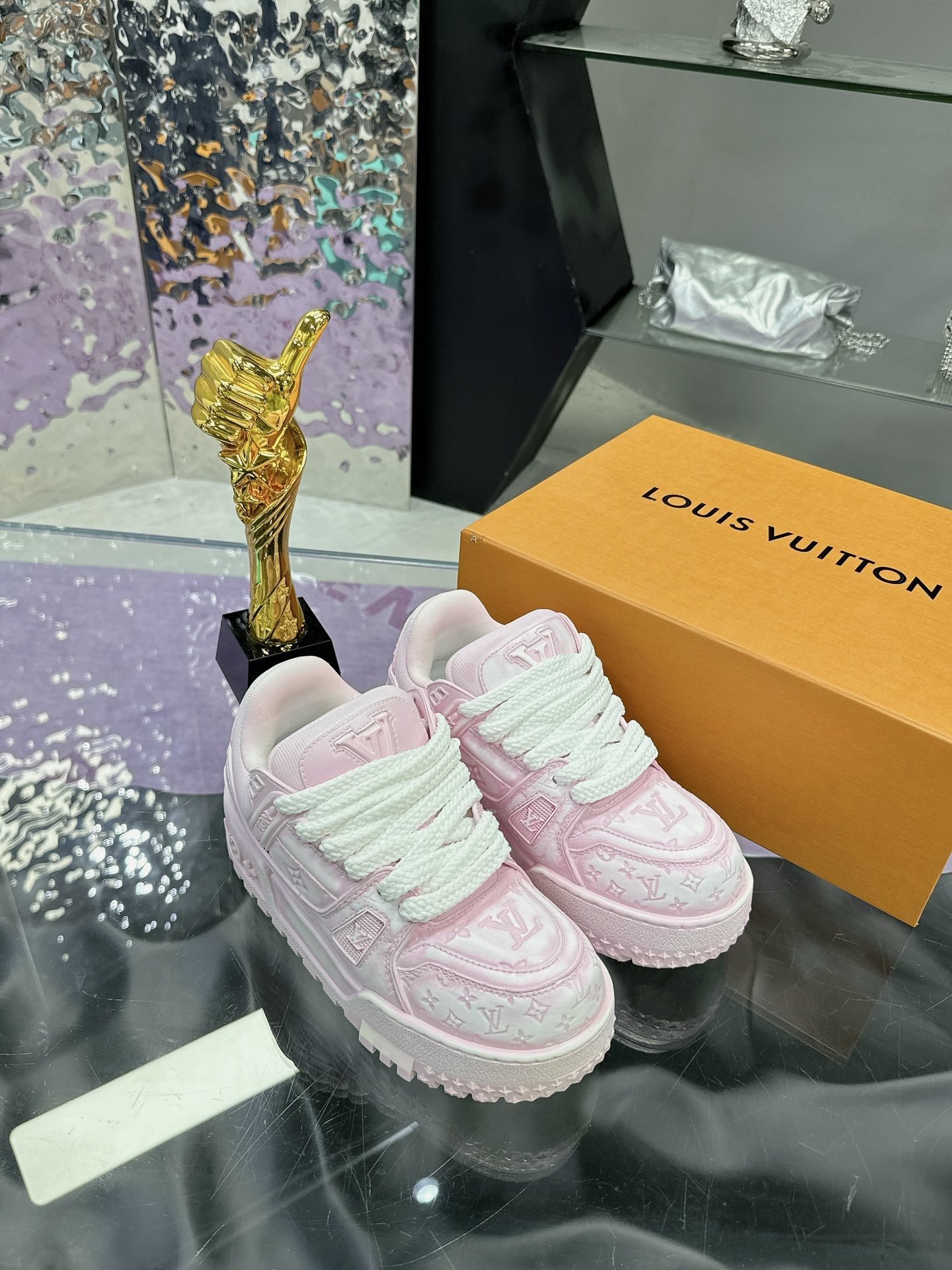 Кроссовки Louis Vuitton — изображение 23