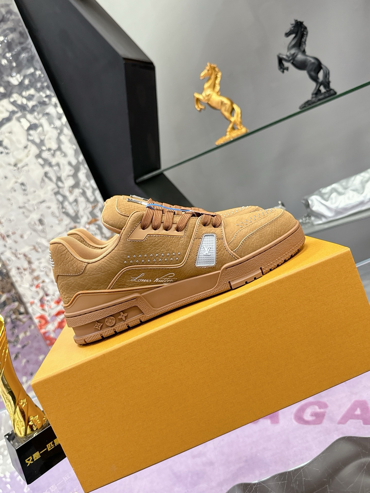 Кроссовки Louis Vuitton — изображение 3