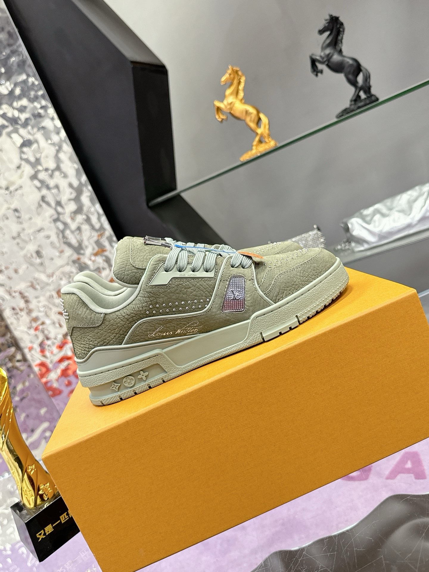 Кроссовки Louis Vuitton — изображение 12