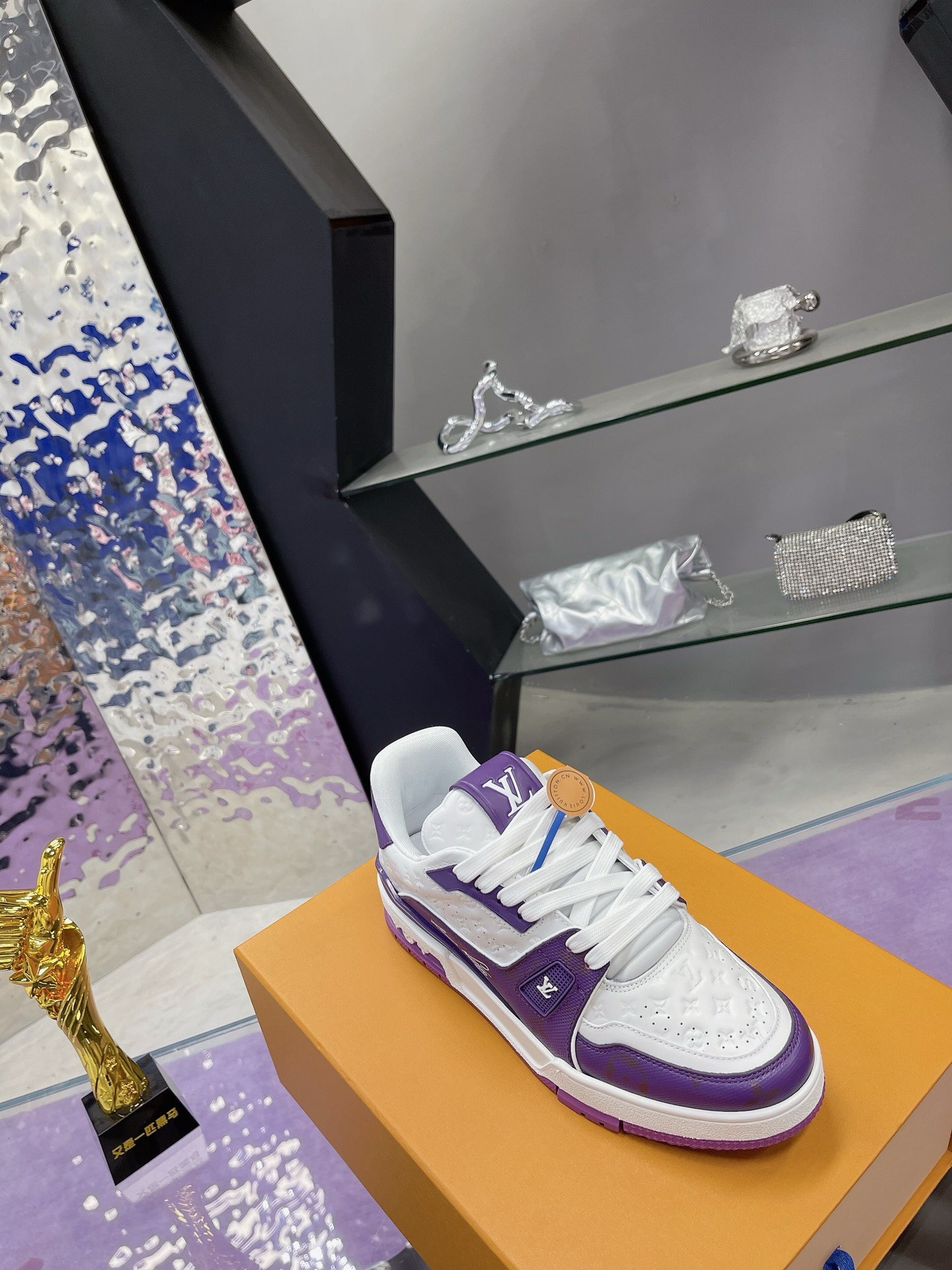 Кроссовки Louis Vuitton — изображение 4