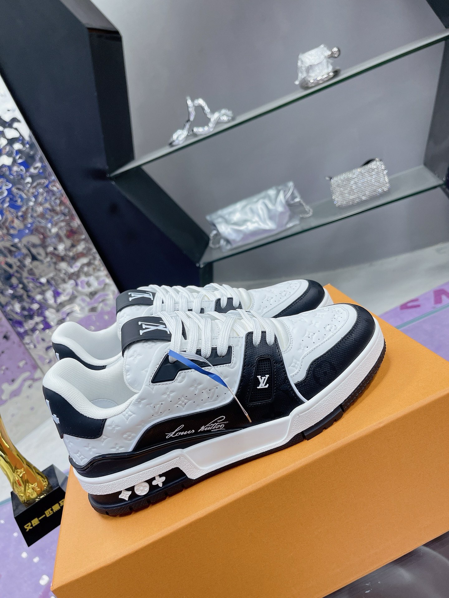 Кроссовки Louis Vuitton — изображение 10