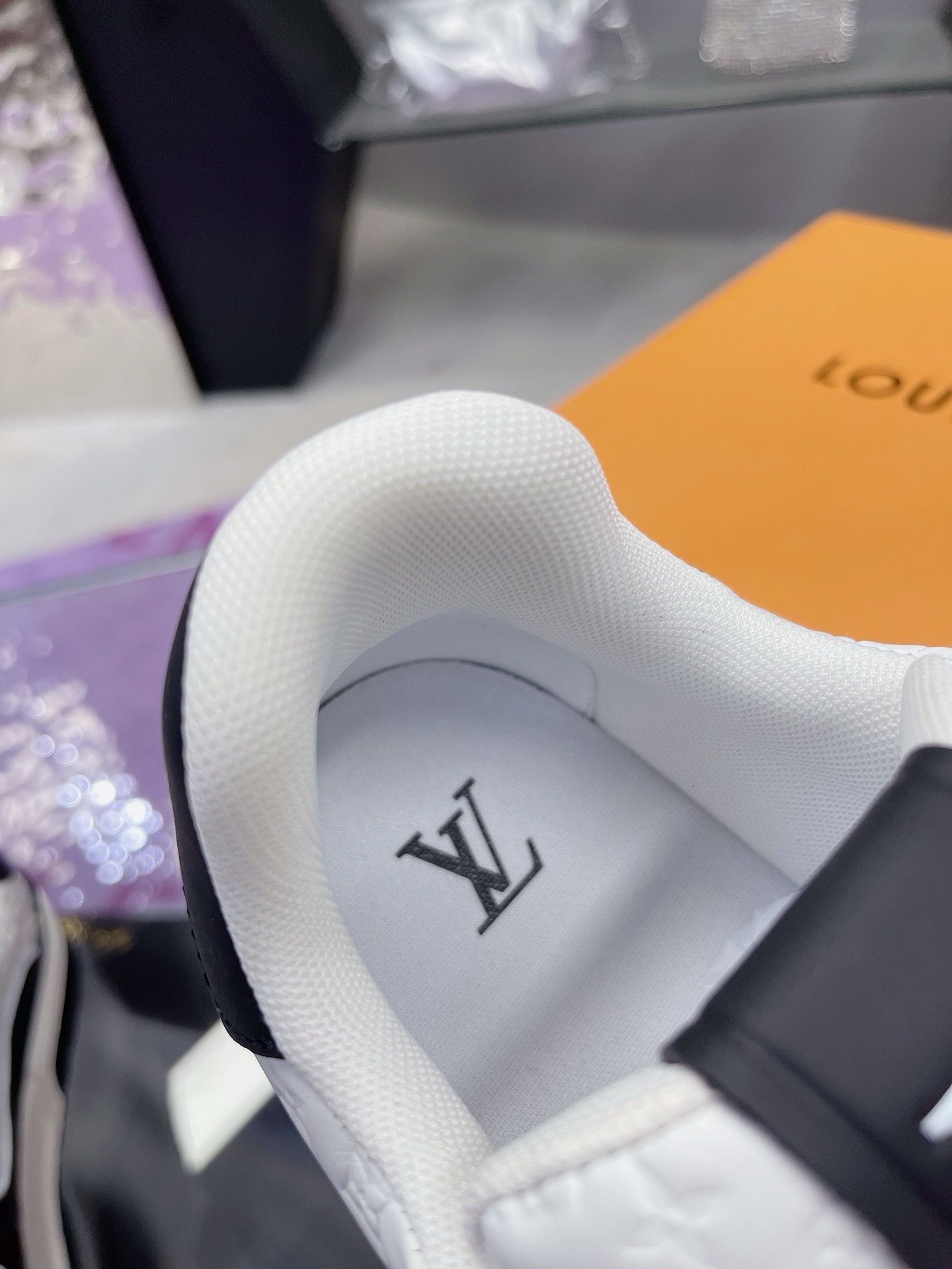 Кроссовки Louis Vuitton — изображение 14