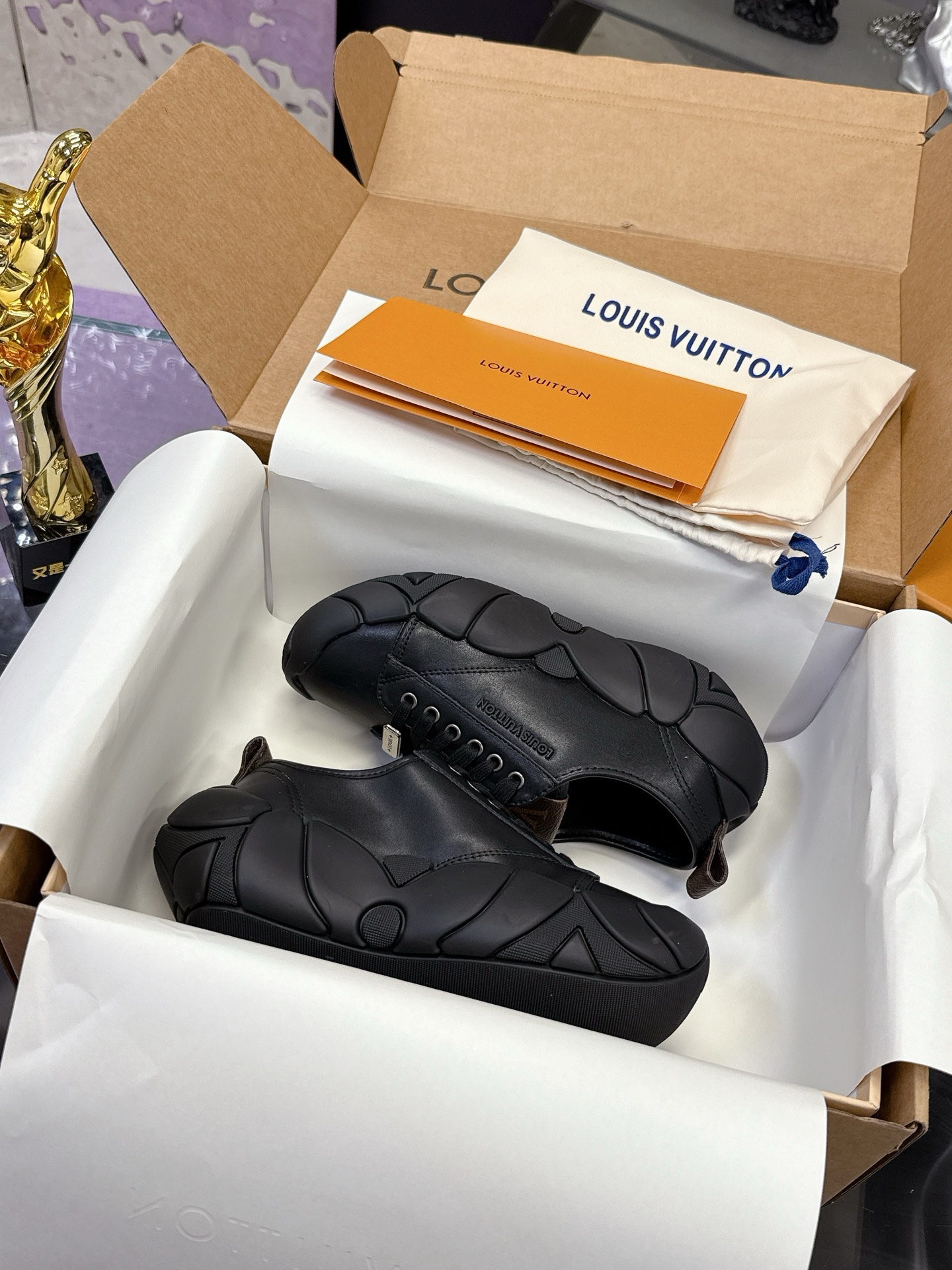 Кроссовки Louis Vuitton — изображение 10