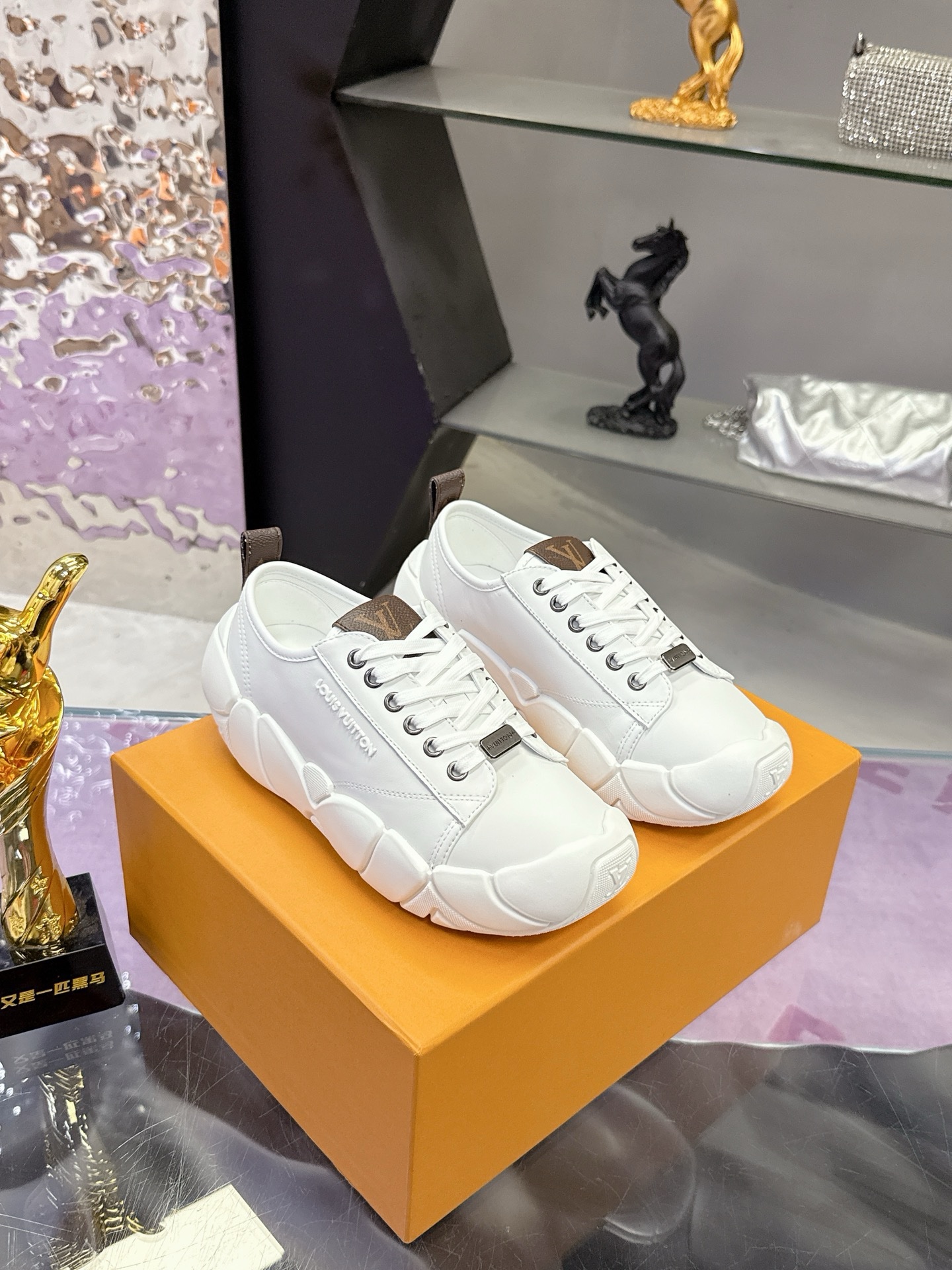 Кроссовки Louis Vuitton — изображение 20