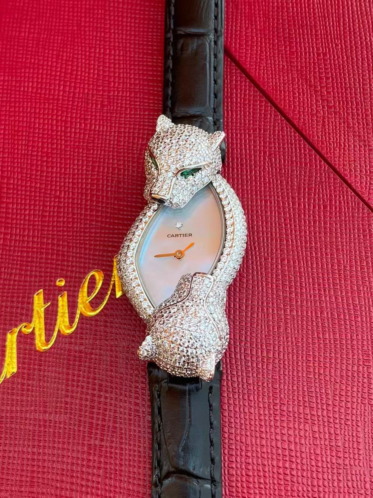 Часы Cartier Panther Jewelry — изображение 7