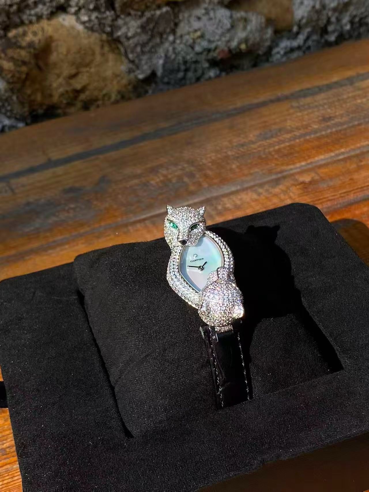 Часы Cartier Panther Jewelry