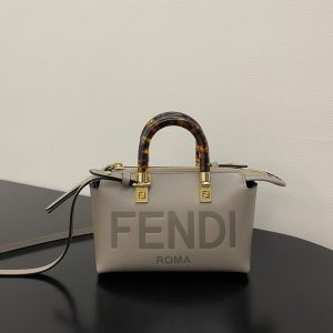 Мини-сумочка FENDI By The Way Boston