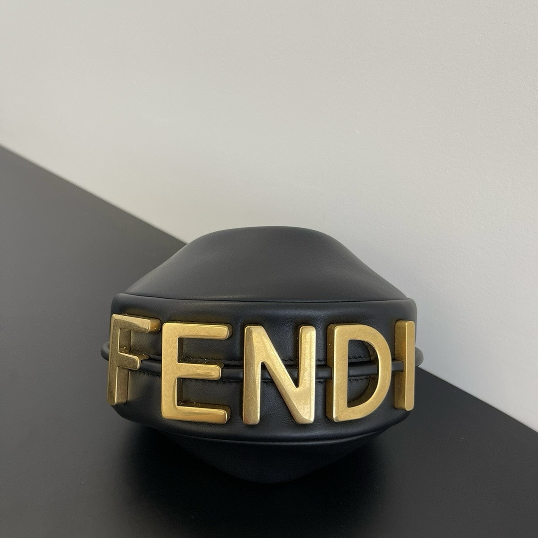 Мини-сумка FENDI Crescent — изображение 18