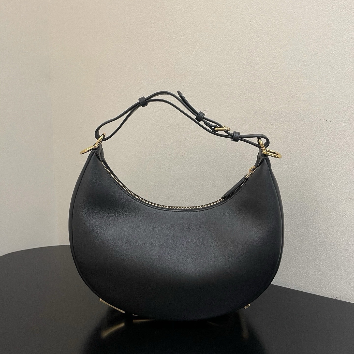 Мини-сумка FENDI Crescent — изображение 29