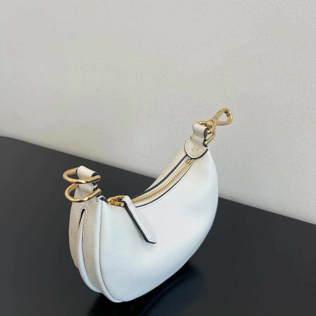 Мини-сумка FENDI Crescent — изображение 4