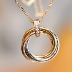 Колье Cartier Trinity