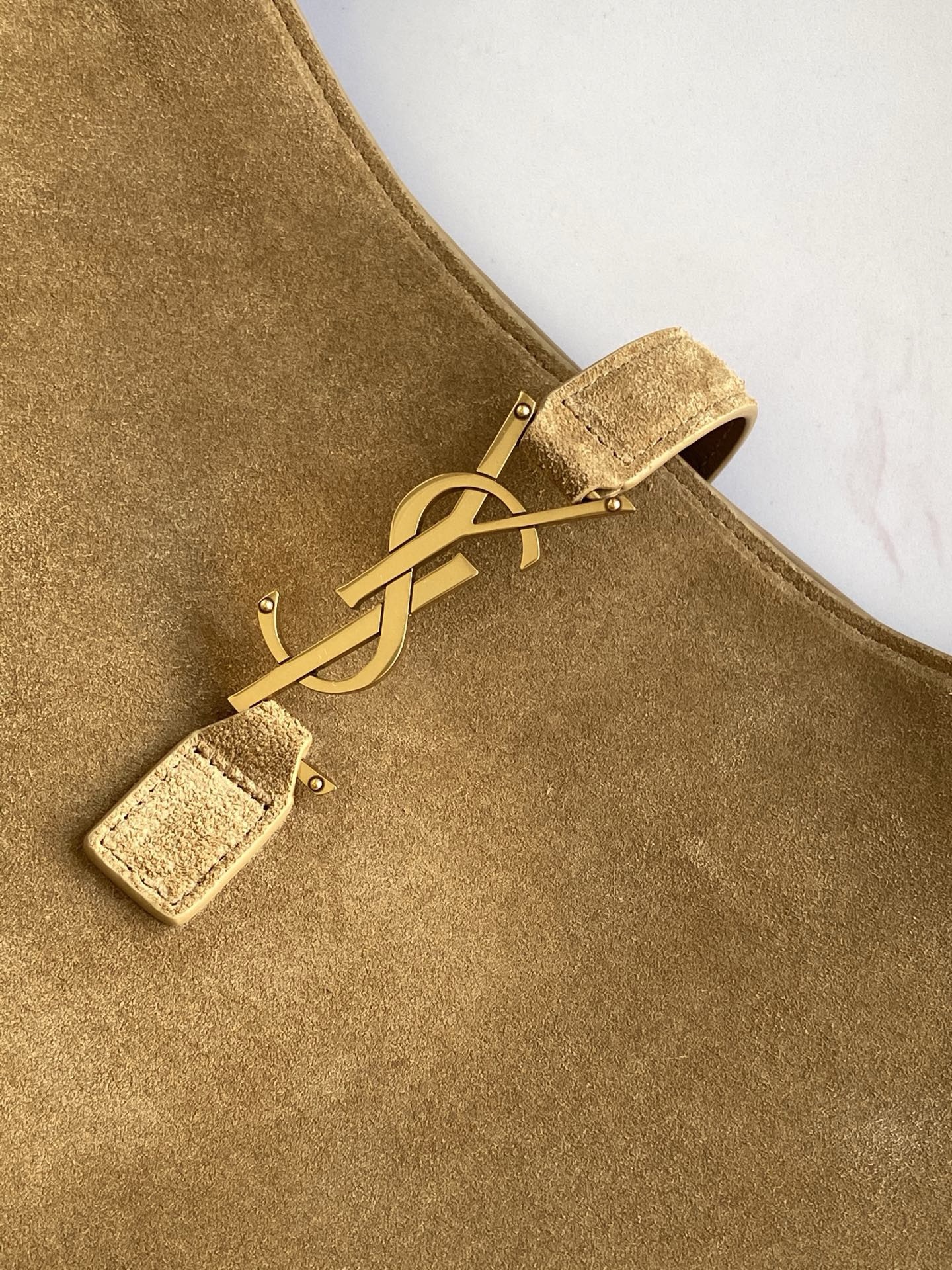 Сумка Yves Saint Laurent — изображение 17