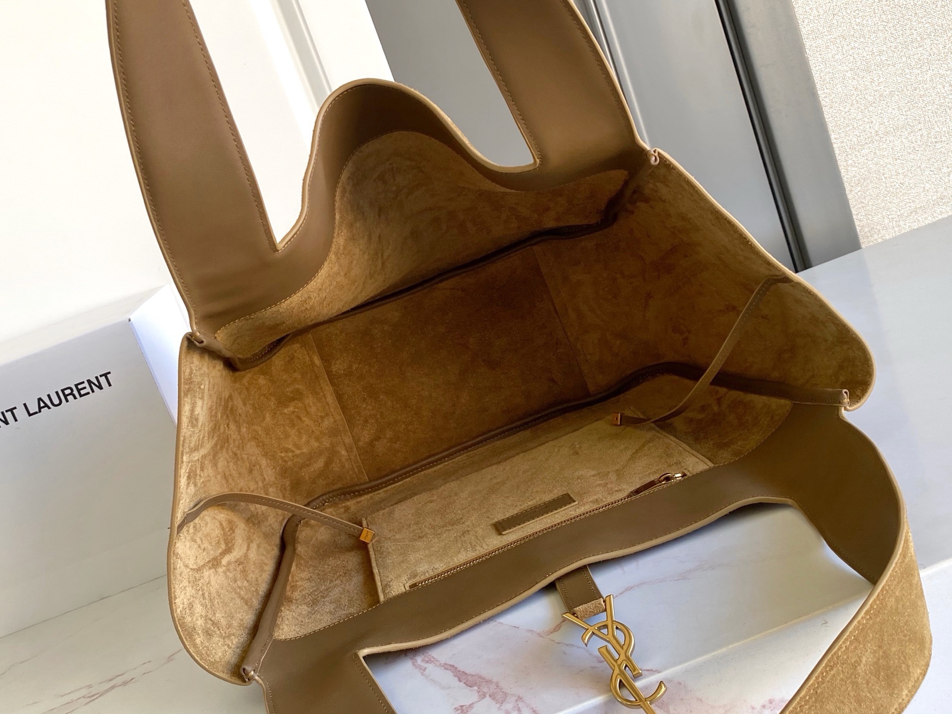 Сумка Yves Saint Laurent — изображение 20