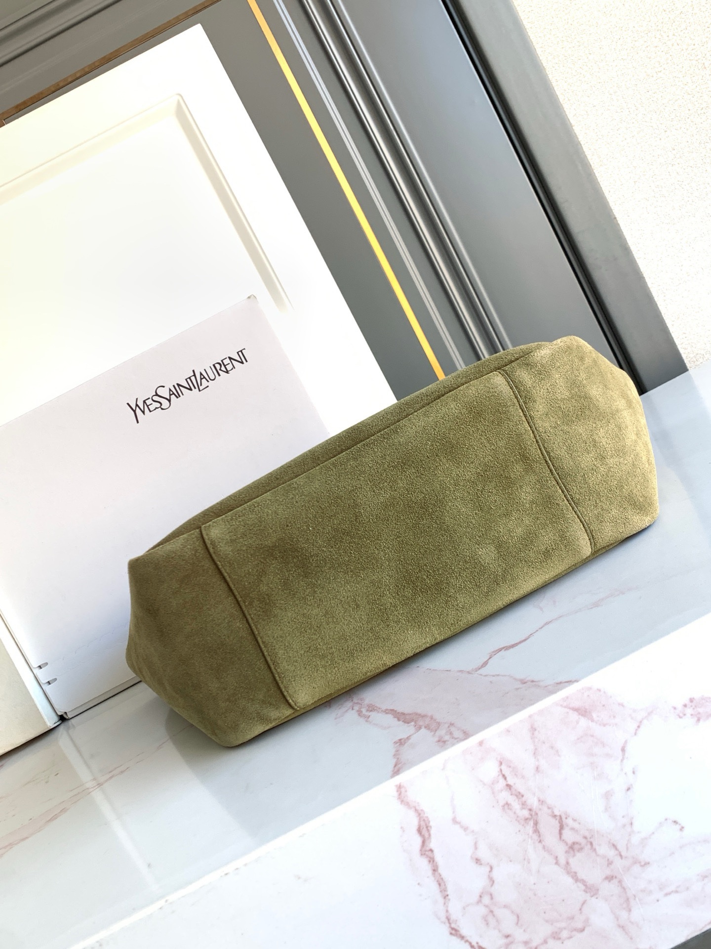 Сумка Yves Saint Laurent — изображение 47