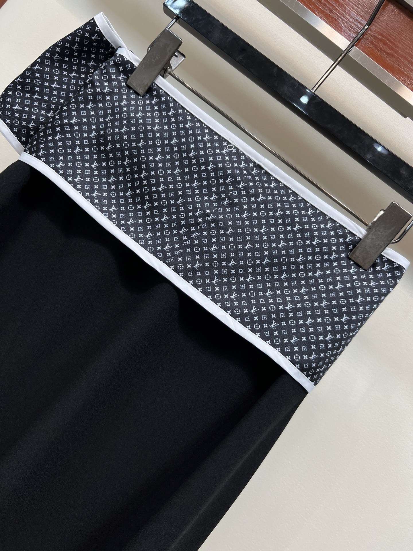 Юбка Louis Vuitton — изображение 3